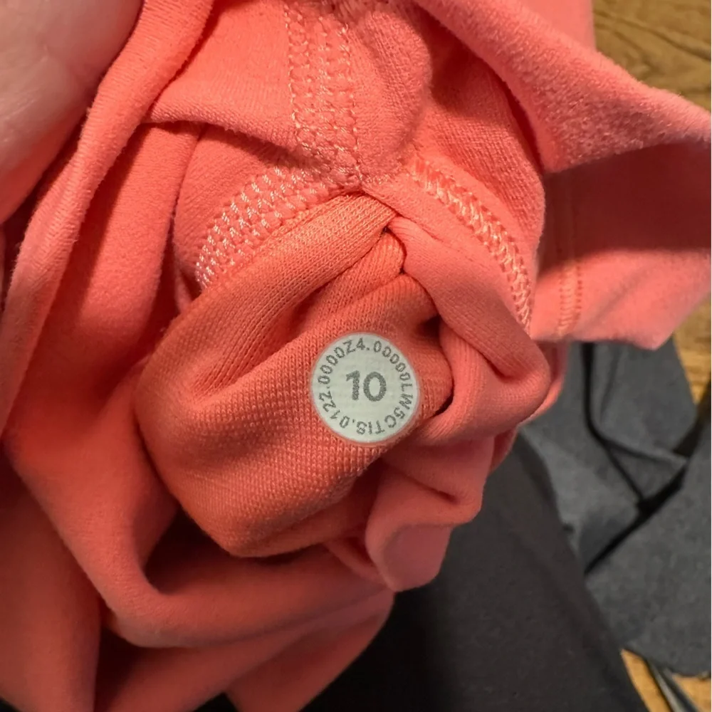 Lululemon coral Pink Leggings size 10 sports run yoga